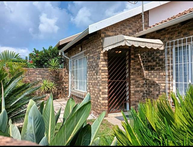 2 BEDROOM PROPERTY TO RENT IN NOORDHEUWEL